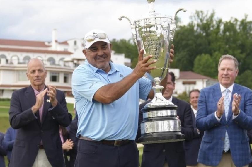 Pato Cabrera hace historia en el golf 
