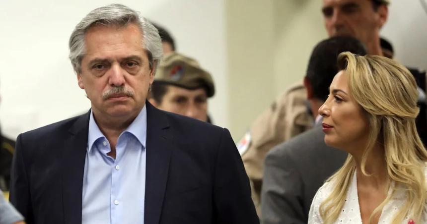 Me incineraste ante un paiacutes- nuevos chats entre Alberto y Fabiola