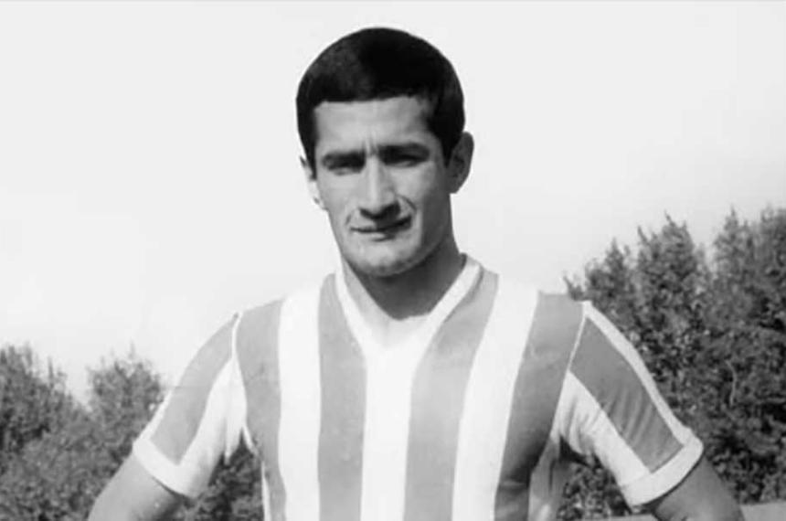 Fallecioacute Juan Ramoacuten Veroacuten iacutedolo y campeoacuten del mundo con Estudiantes de La Plata