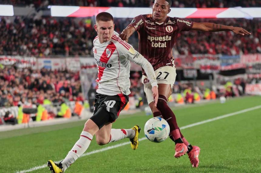 River empatoacute con Universitario en el cierre de fase de grupos