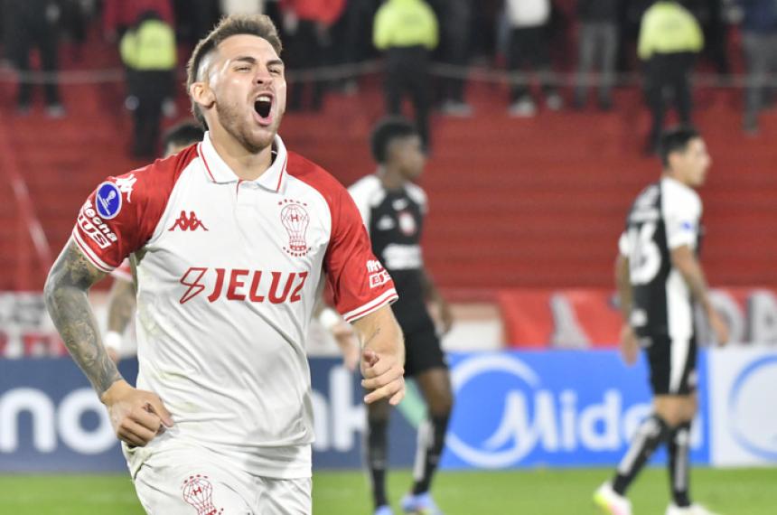 Huracaacuten le ganoacute a Corinthians y avanzoacute a los octavos de la Sudamericana como puntero