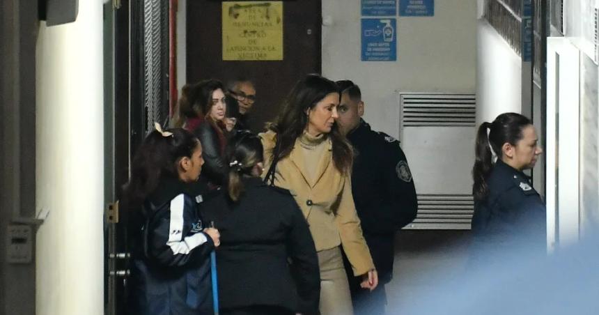 La jueza actriz Julieta Makintach afuera del juicio por la muerte de Maradona