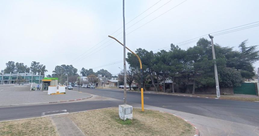 Atropellaron a un hombre en un cruce de avenidas