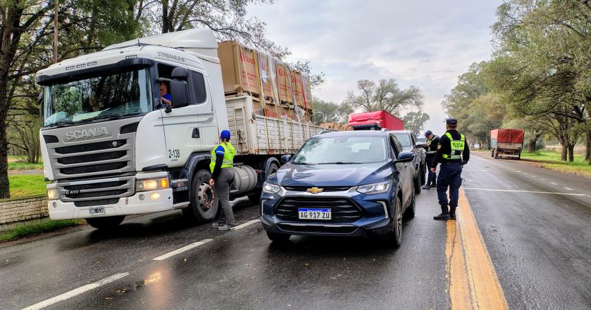 Secuestraron cuatro vehiacuteculos en el Puesto Caminero Catriloacute