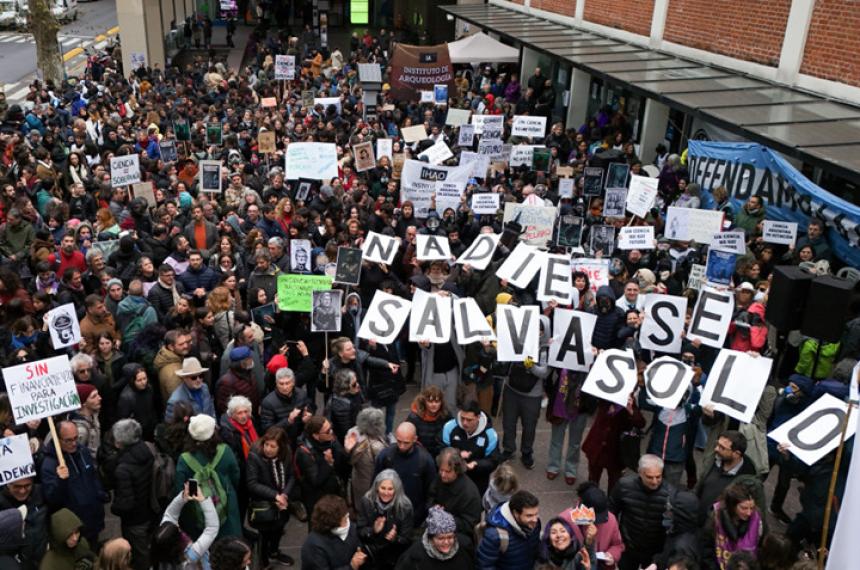 La ciencia nacional estaacute en peligro- no hay espacios para la improvisacioacuten