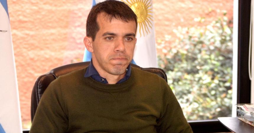 Un intendente denuncia amenazas y el peronismo lo desmiente