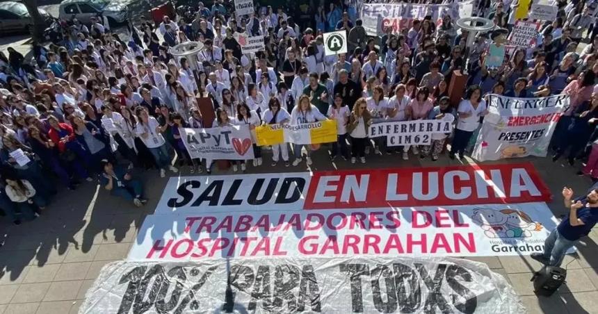 El Gobierno cedioacute y aumentoacute los salarios a residentes del Garrahan para desactivar el conflicto
