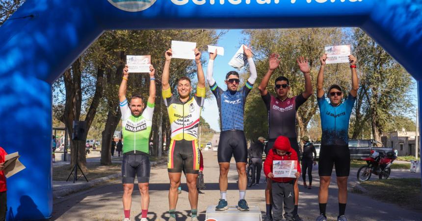 Roumec el maacutes fuerte en Acha