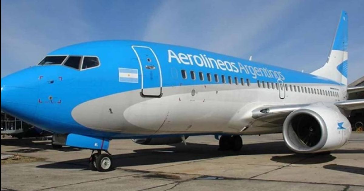 Pilotos de Aeroliacuteneas Argentinas anuncian paro para el 10 de junio