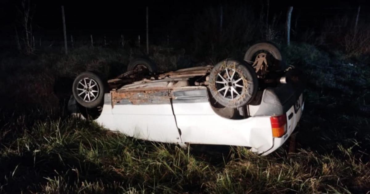 Tres heridos leves tras un vuelco en la Ruta 5 cerca de Lonquimay