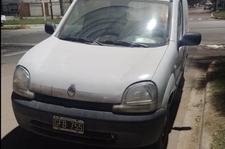 Un menor institucionalizado intentoacute robar un vehiacuteculo de un taller mecaacutenico
