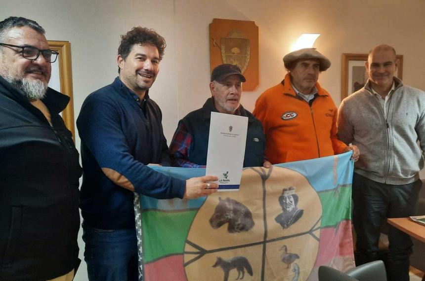 El Gobierno concretoacute una histoacuterica entrega de tierras a Comunidad Originaria
