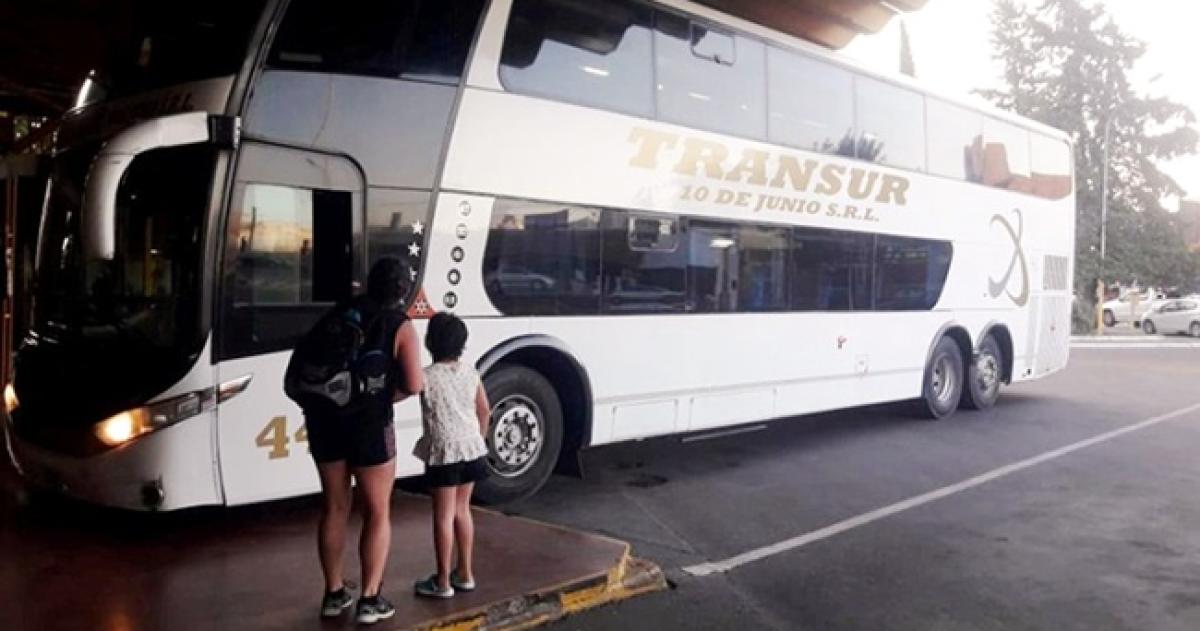 Con criacuteticas al gobierno Transur deja el servicio a General Acha