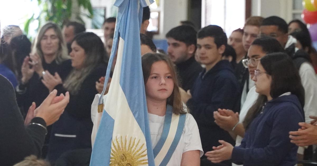Doblas festejoacute su aniversario y defendioacute las autonomiacuteas locales