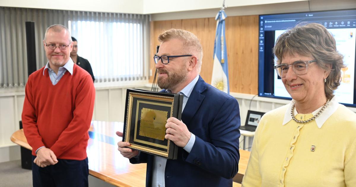 Rabinovich fue distinguido como profesor honorario de la UNLPam