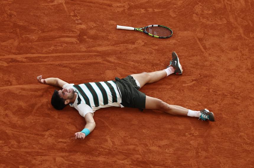 Alcaraz ganoacute una final eacutepica y es otra vez campeoacuten en Pariacutes