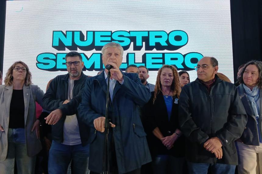 La asuncioacuten de Ovejero en el Consejo de UB se convirtioacute en un acto a favor de Cristina