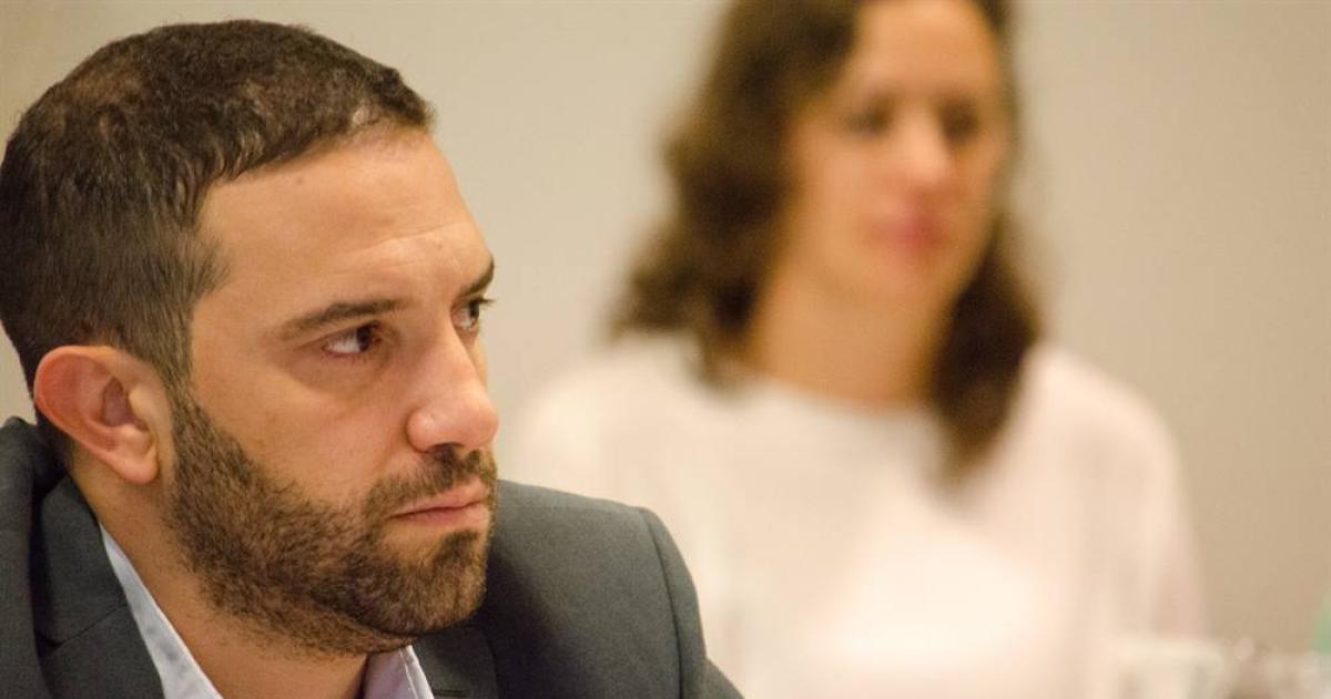 Prisioacuten efectiva por violencia de geacutenero y abuso sexual