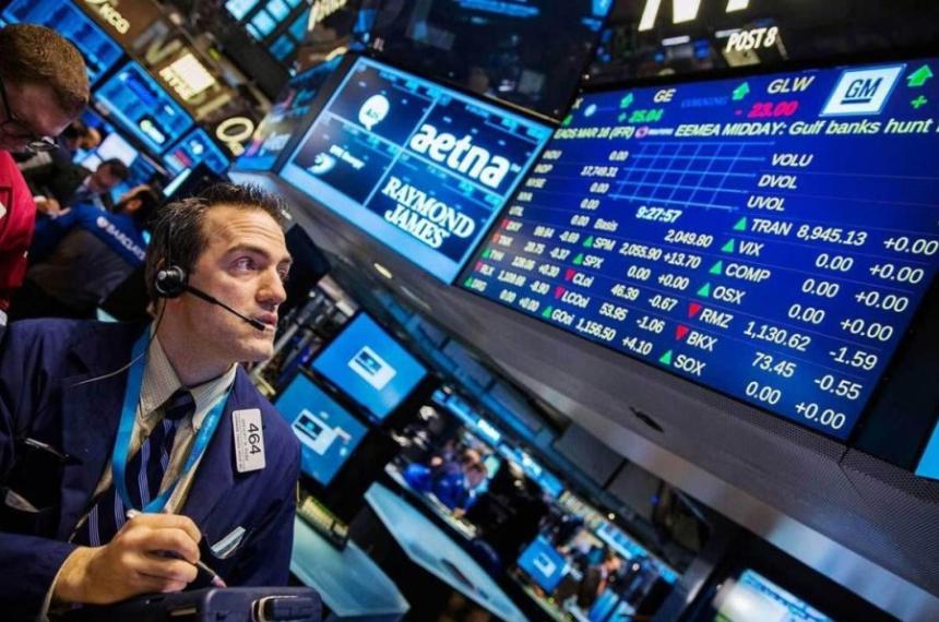 El mercado festejoacute el fallo contra CFK pero los economistas ponen un freno- El problema es otro