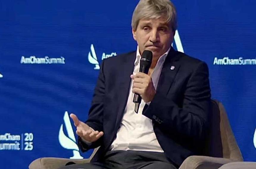 Luis Caputo se aseguroacute otros USD 2000 millones para tratar de cumplir con el FMI