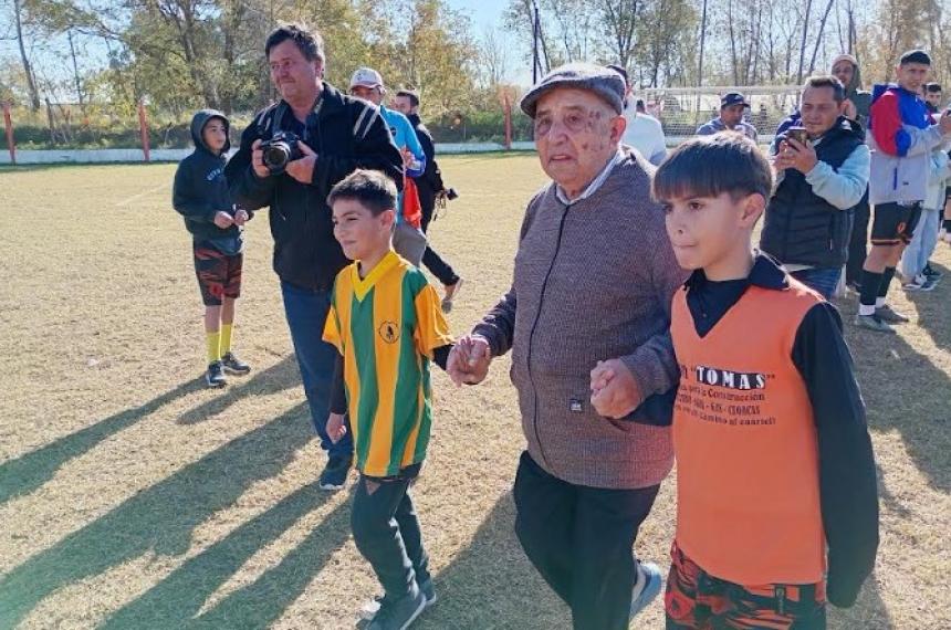 El estadio de Ranqueles ya se denomina Juan Carlos Colucho Ponteprimo