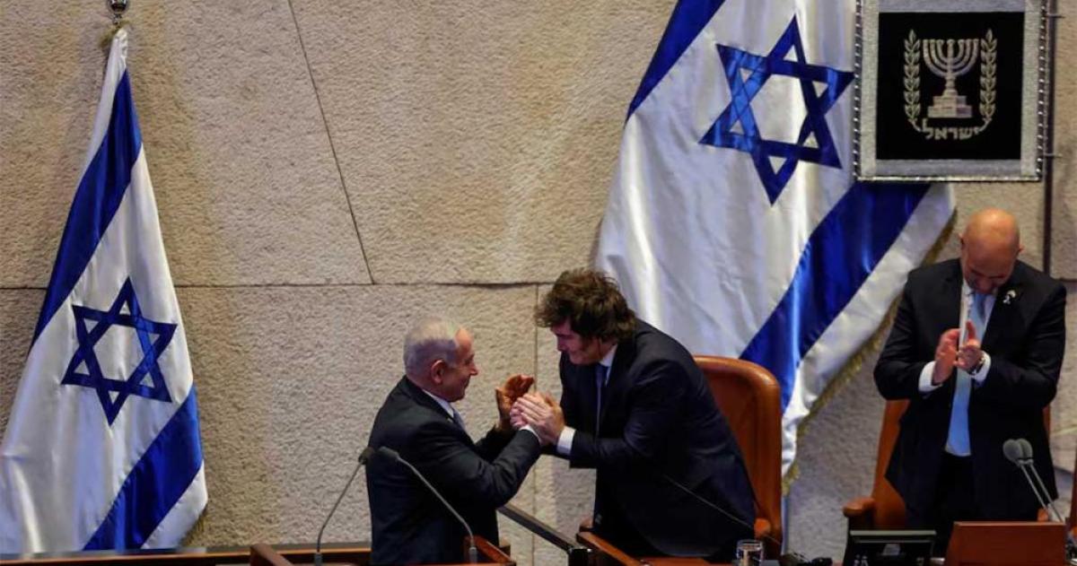 Milei ante el parlamento israeliacute- Argentina atraviesa su propio eacutexodo liberaacutendose de una casta de 100 antildeos