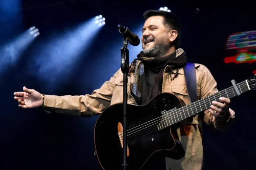 Jorge Rojas celebra 20 antildeos de muacutesica