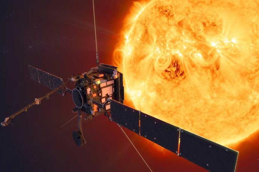 Una nave espacial captoacute las primeras imaacutegenes del polo sur del Sol que asombraron a los cientiacuteficos