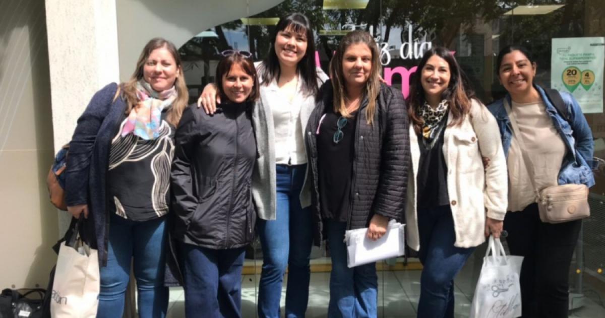 Exponen emprendedoras