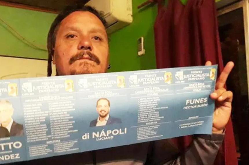 A di Naacutepoli no lo proscribieron