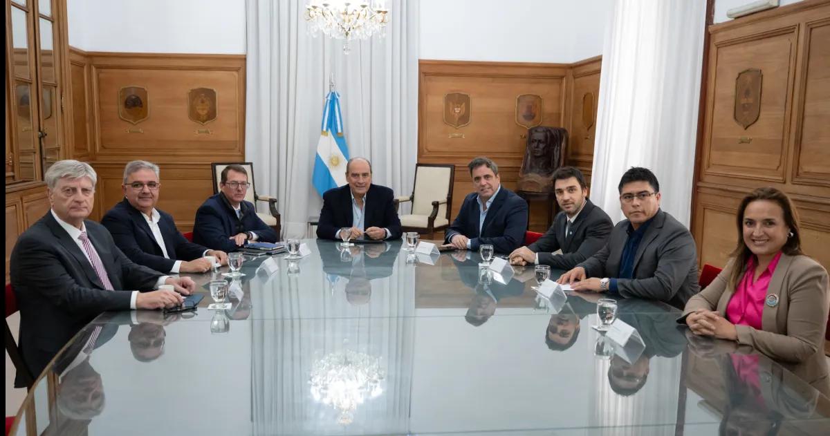 Los gobernadores reclaman Nacioacuten condiciona y Ziliotto dialoga sin ceder
