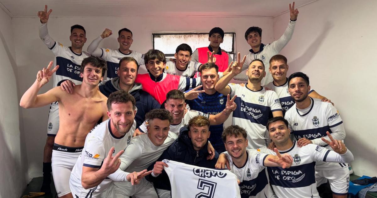 Gimnasia ganoacute un partido clave