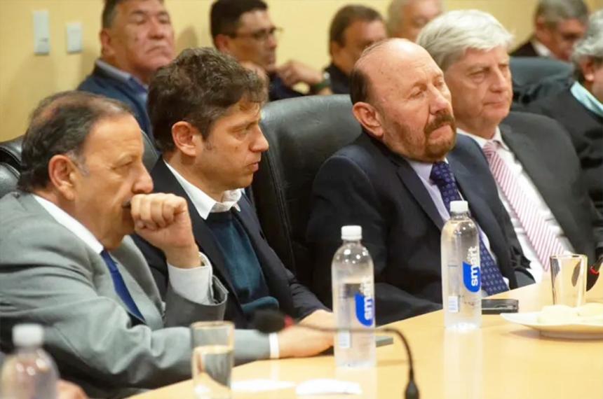 Gobernadores se reuacutenen en la sede del PJ para respaldar a Cristina