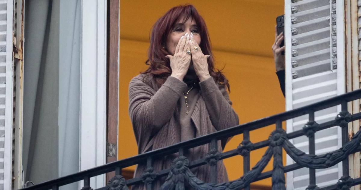 Le dieron la prisioacuten domiciliaria a Cristina Kirchner y no iraacute a Comodoro Py