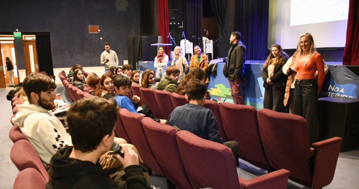 Primera sesioacuten del Consejo Provincial Estudiantil Secundario