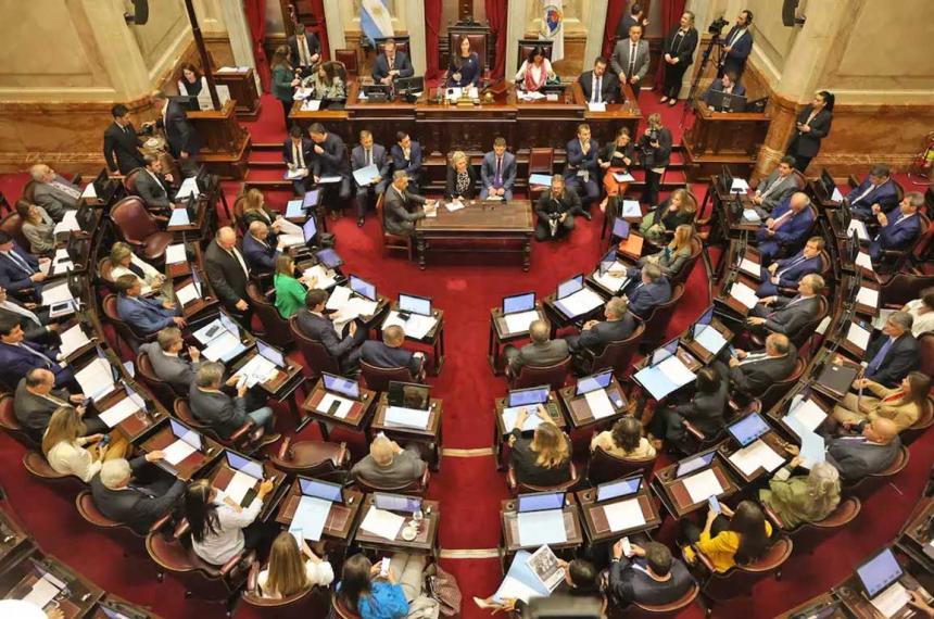 Senado- aliados del Gobierno piden sesionar de manera urgente un temario de 39 proyectos
