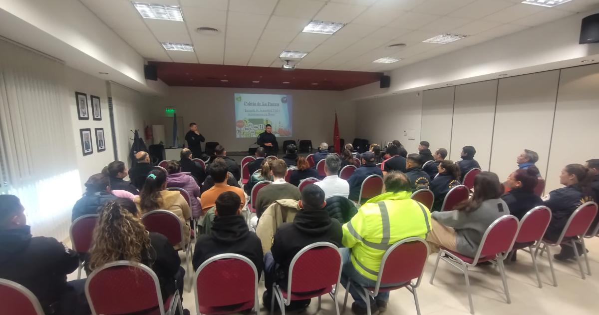 Siguen las capacitaciones para el personal de la Policiacutea provincial