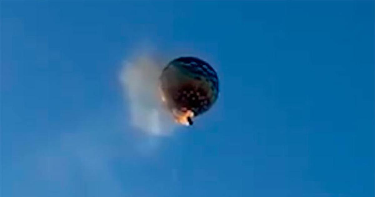 Video- un globo aerostaacutetico se prendioacute fuego en Santa Catarina y hay al menos ocho muertos