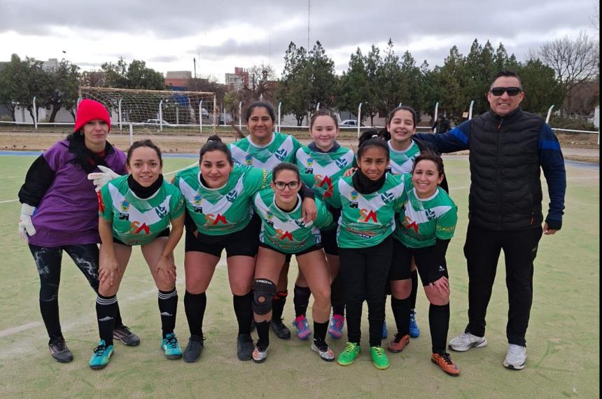 Encuentro femenino en el Estadio