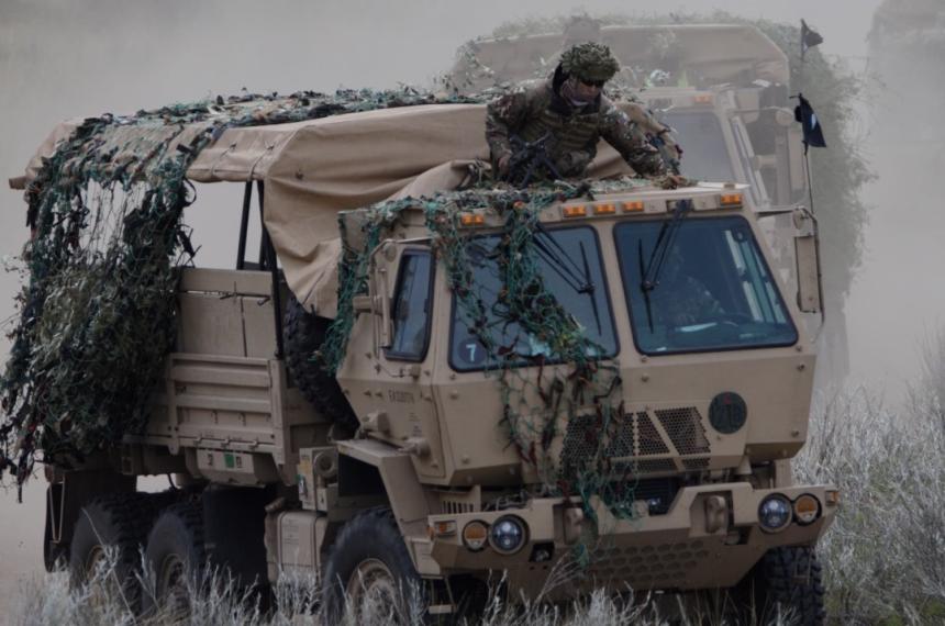 Toay y Naicoacute escenario de ejercicios militares movimiento de tropas y detonaciones