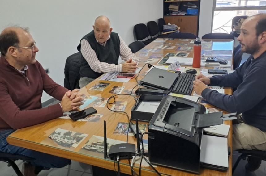 El subsecretario de Cooperativas visitoacute Trenel