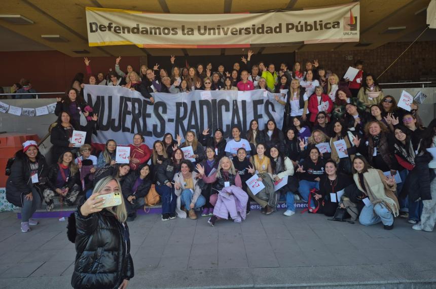 Mujeres radicales de Mendoza rechazan el documento acordado en Santa Rosa