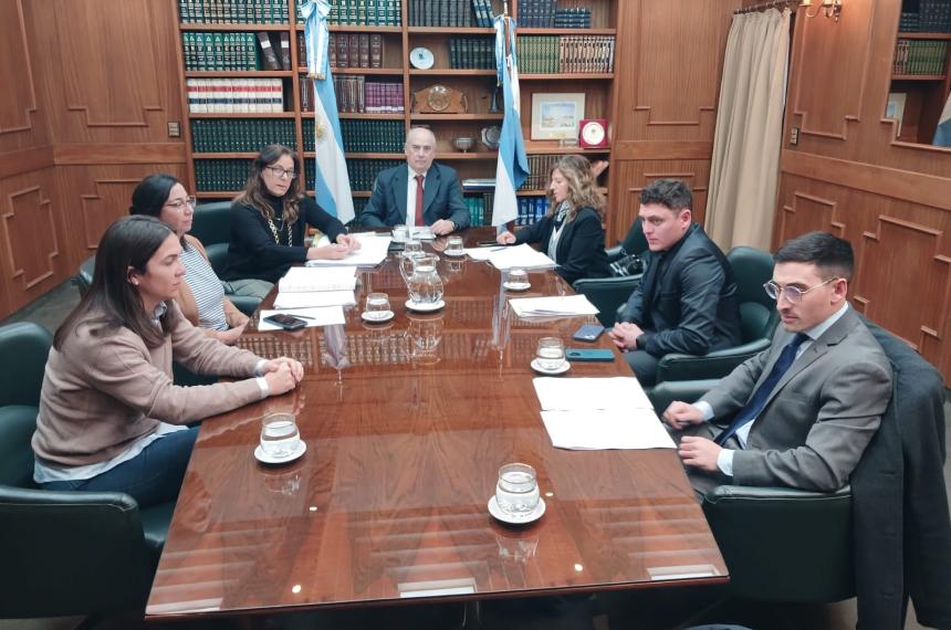 Con un cambio se reuacutene el jury de enjuiciamiento al fiscal Mendiara