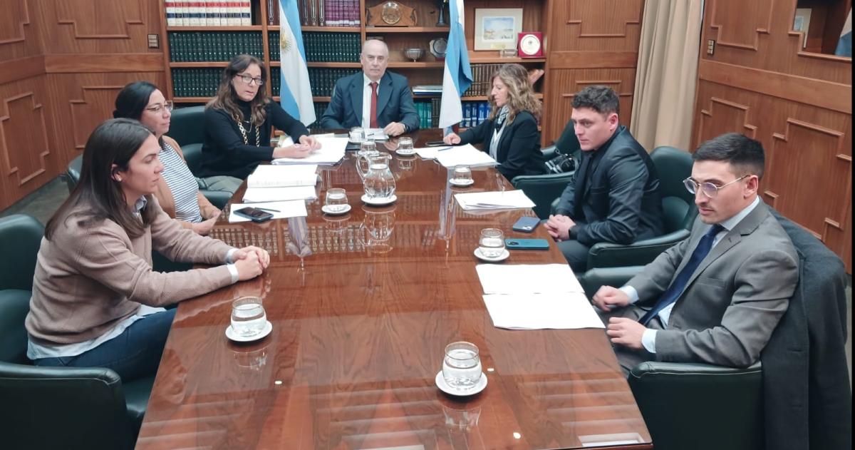 Con un cambio se reunioacute el jury de enjuiciamiento al fiscal Mendiara