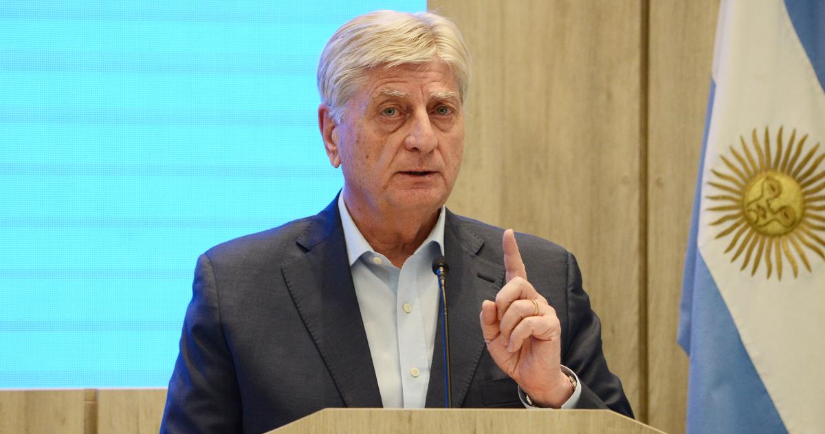 No somos degenerados fiscales decidimos que nos transfieran lo que nos pertenece