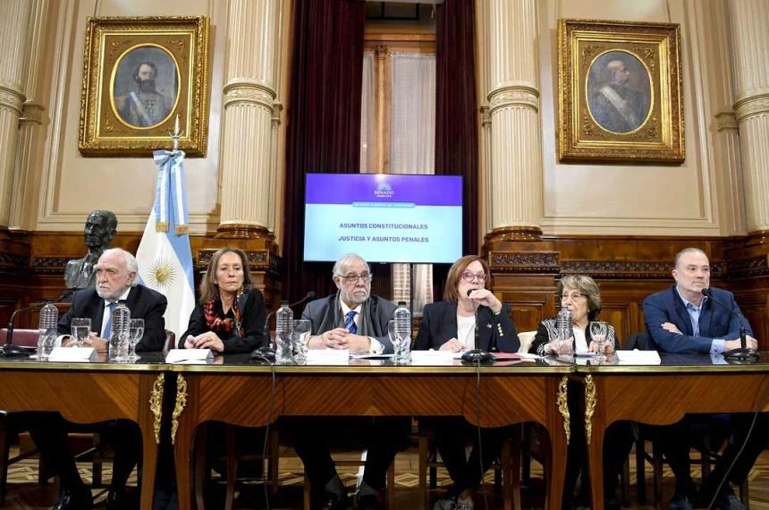 El Senado retomoacute la discusioacuten por la ampliacioacuten de la Corte Suprema con criacuteticas de juristas