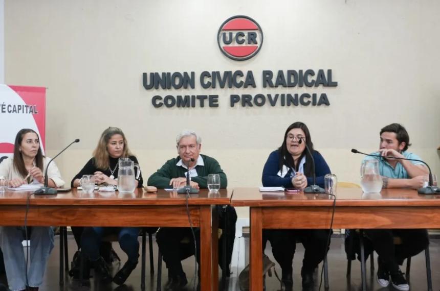 Por ruidos internos se suspendioacute la convencioacuten de la UCR del saacutebado