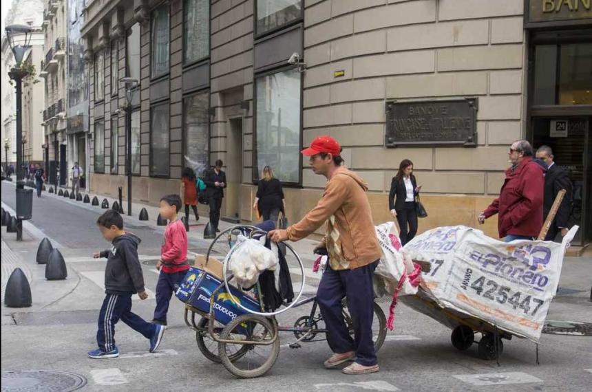 El 10 por ciento maacutes rico de la poblacioacuten gana 15 veces maacutes que el 10-en-porciento- maacutes pobre