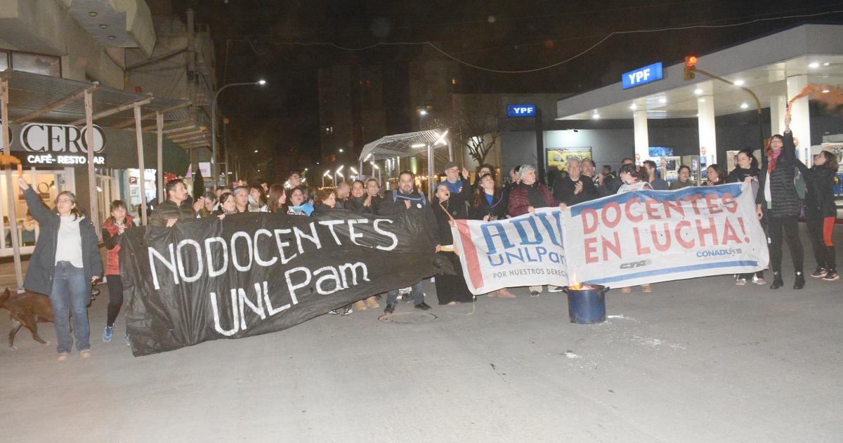 Jornada de lucha por la Ley de Financiamiento Universitario en la UNLPam