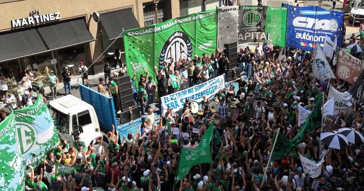 La Justicia laboral suspendioacute el decreto que eliminaba el feriado por el Diacutea del Trabajador del Estado